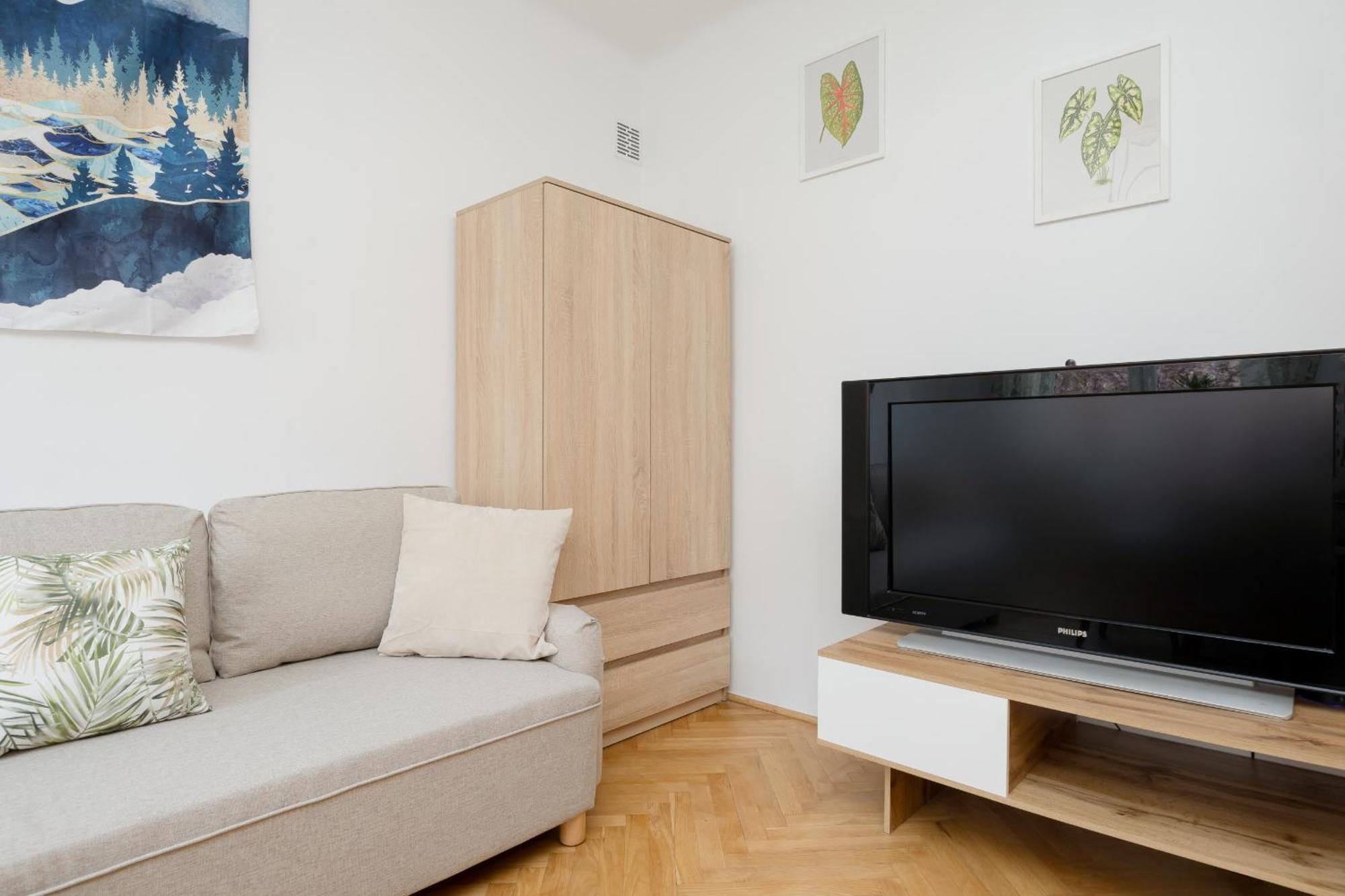 Spacious Apartment For 6 People Near The Old Town By Noclegi Renters Varsóvia Exterior foto