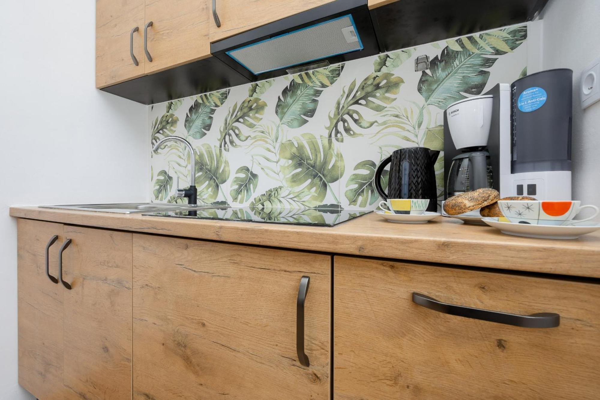 Spacious Apartment For 6 People Near The Old Town By Noclegi Renters Varsóvia Exterior foto